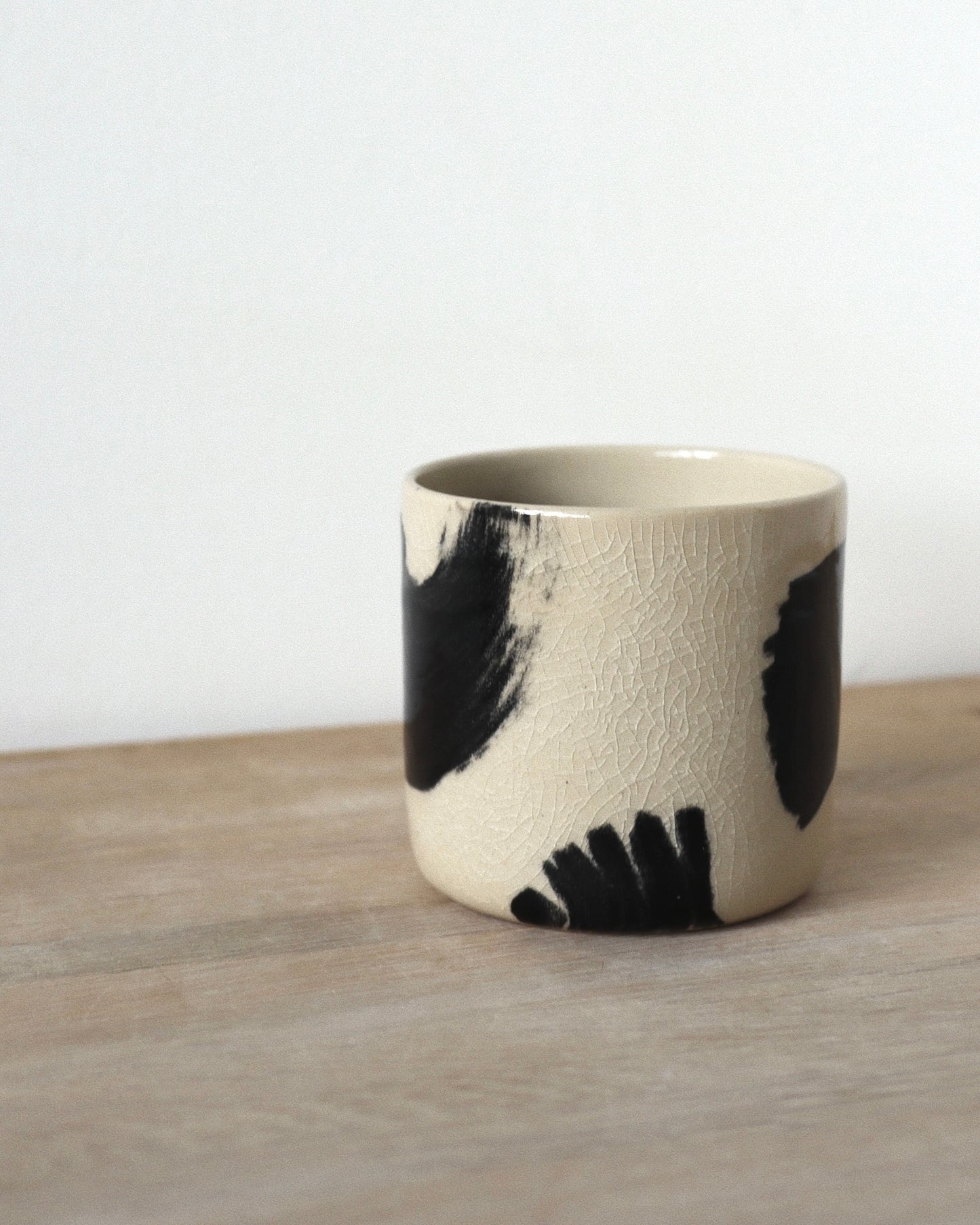 Crackled Glaze Brush-stroked Cup