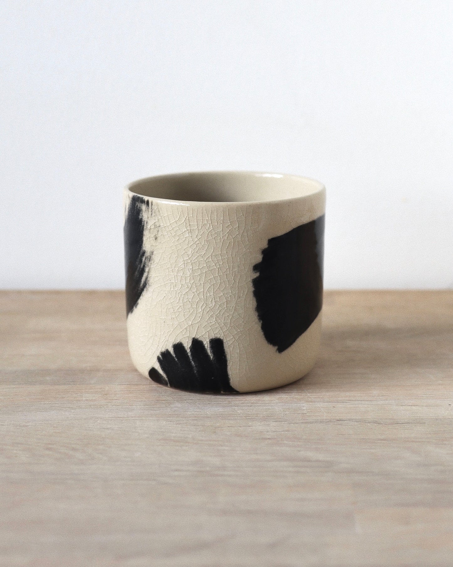 Crackled Glaze Brush-stroked Cup