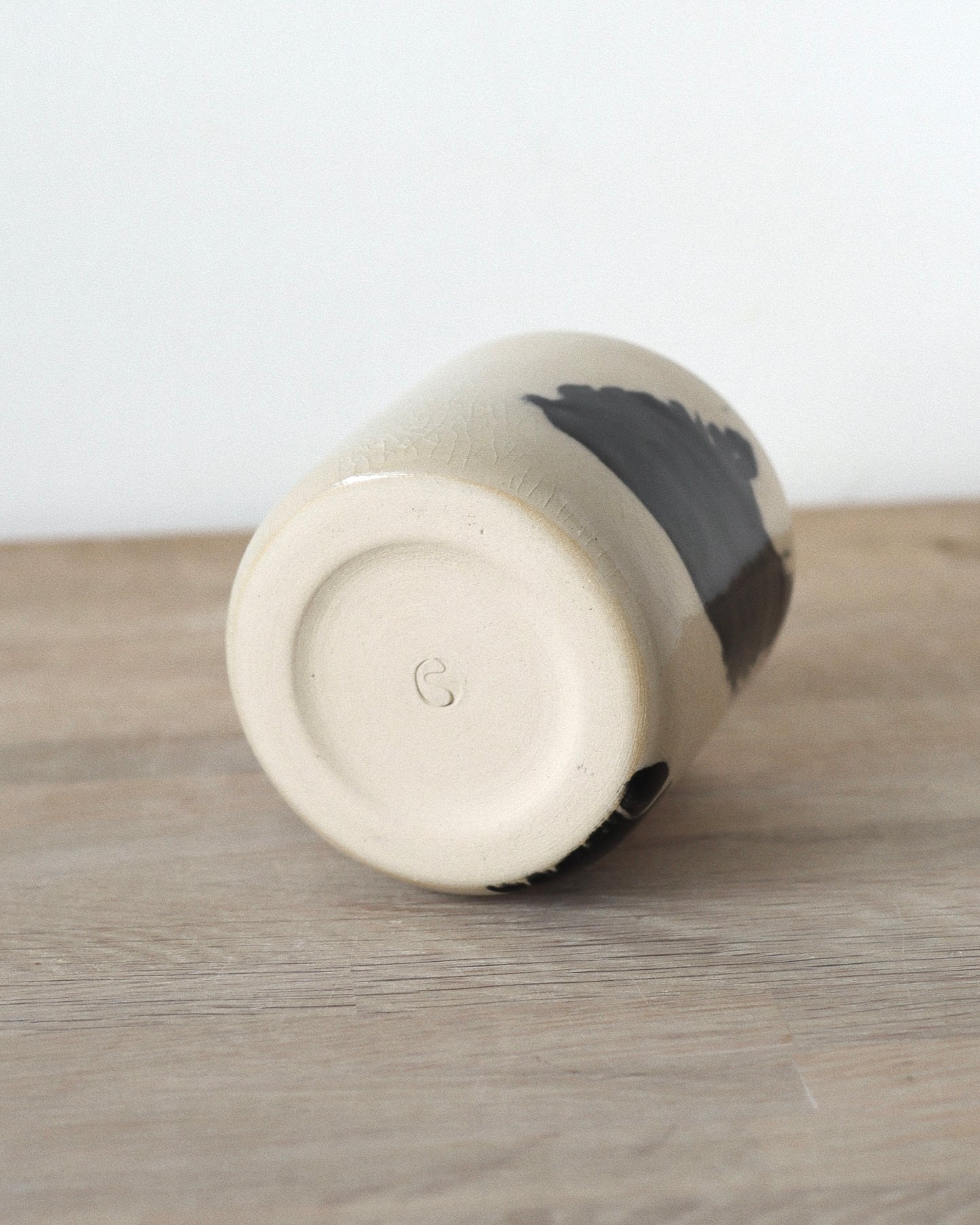 Crackled Glaze Brush-stroked Cup